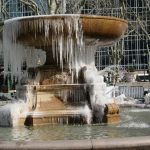 How Dramatic Cold Displays Elevate Party Decor